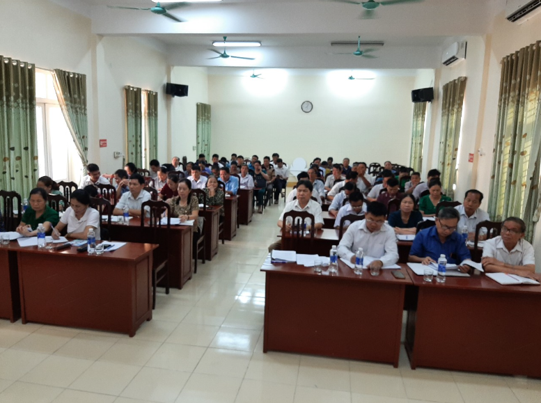 Ảnh: tại hội nghị tập huấn đánh giá, công nhận các danh hiệu học tập năm 2024